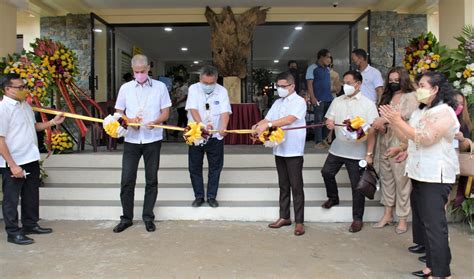 P54M DepEd division office in Kabankalan inaugurated.